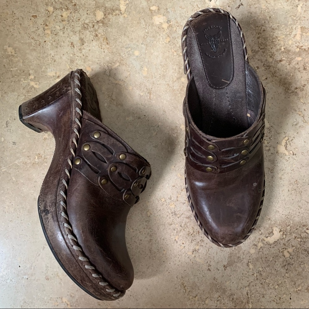 FRYE leather clog sandals brown size 6